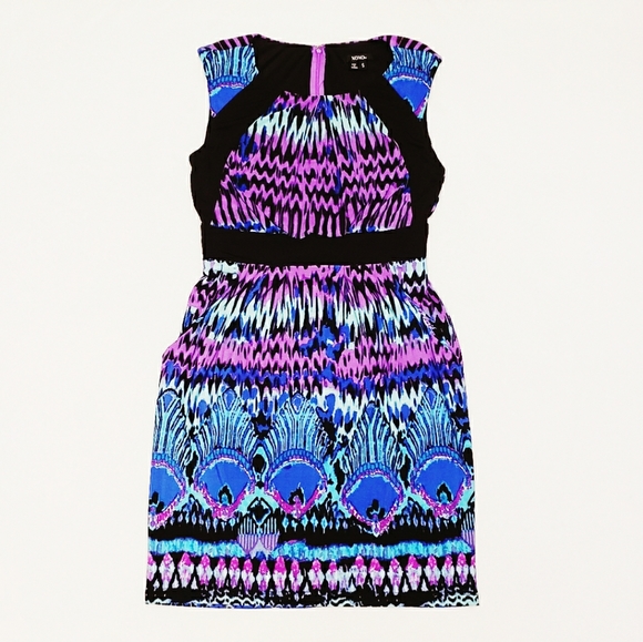 XOXO Dresses & Skirts - 🎉HP🎉 Beautiful shift dress